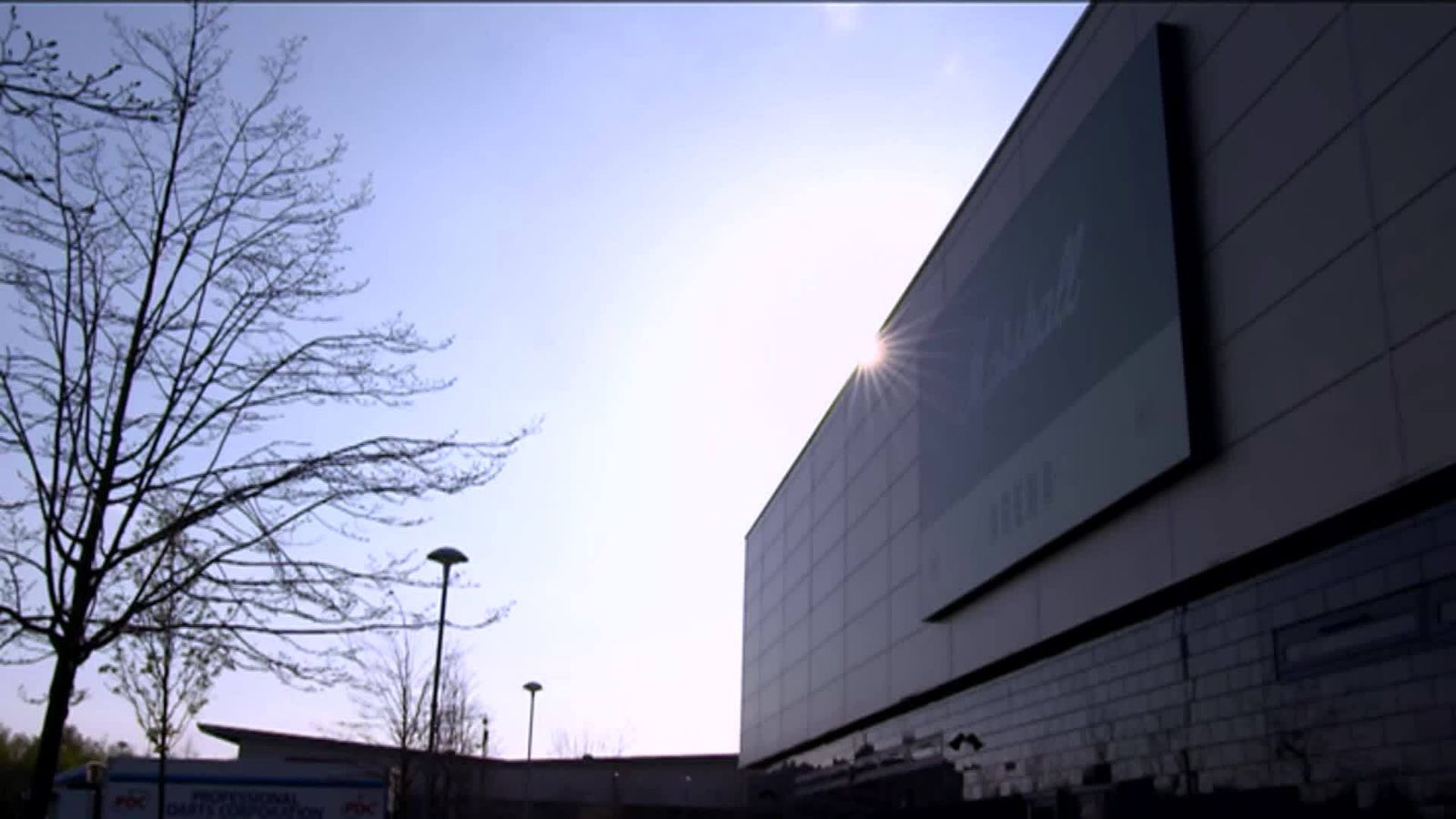 PL Darts Night 10: Clayton's Crucial Test & Price's Ascent